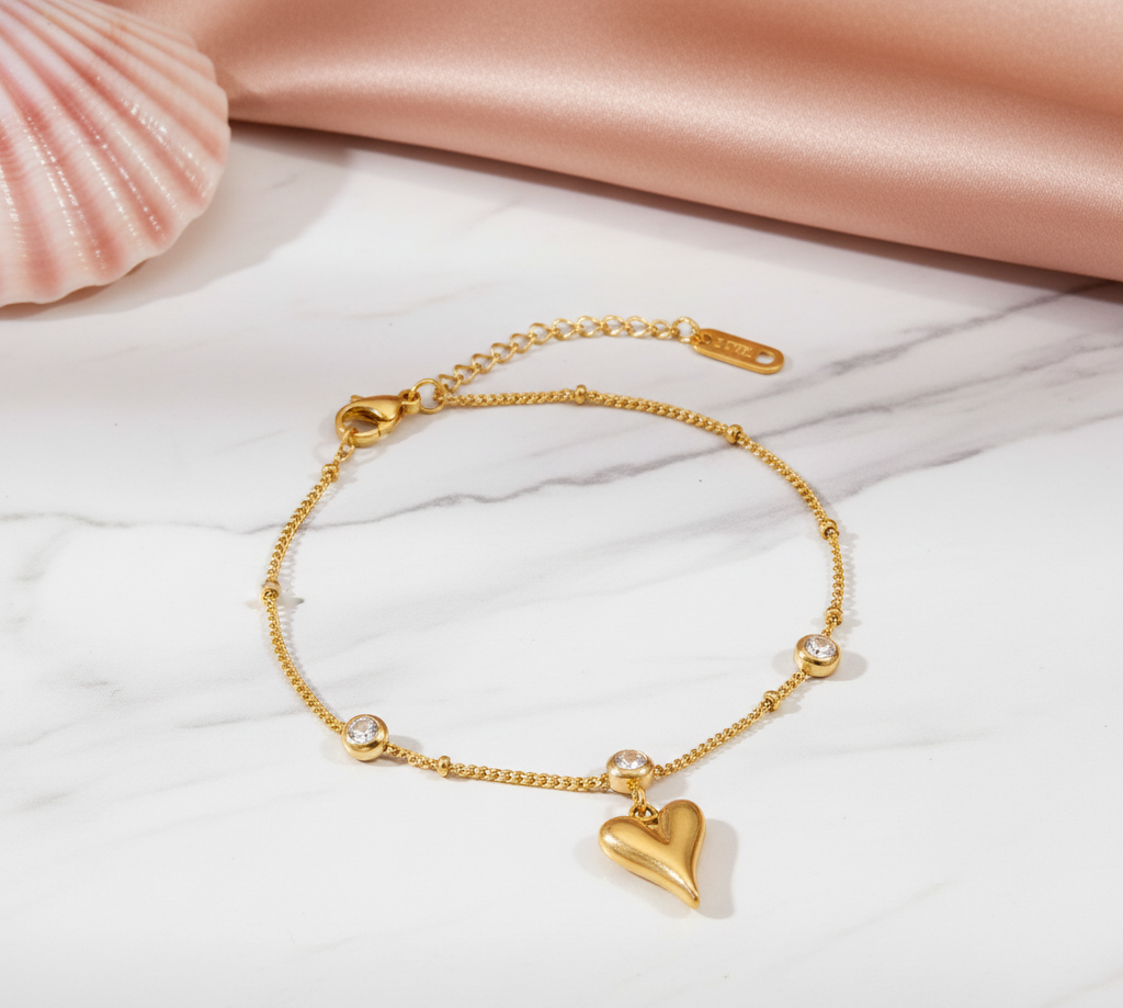 Ensemble de bijoux classique en forme de cœur en zircon | Acier titane plaqué or 18 carats