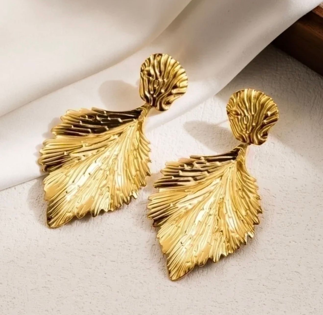 18k Gold Plated 304 Stainless Steel Earrings with Flower & Ginkgo Leaf Design