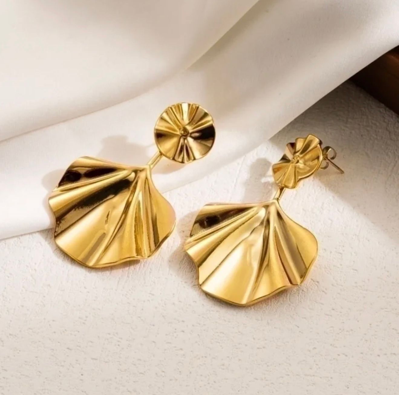 18k Gold Plated 304 Stainless Steel Earrings with Flower & Ginkgo Leaf Design