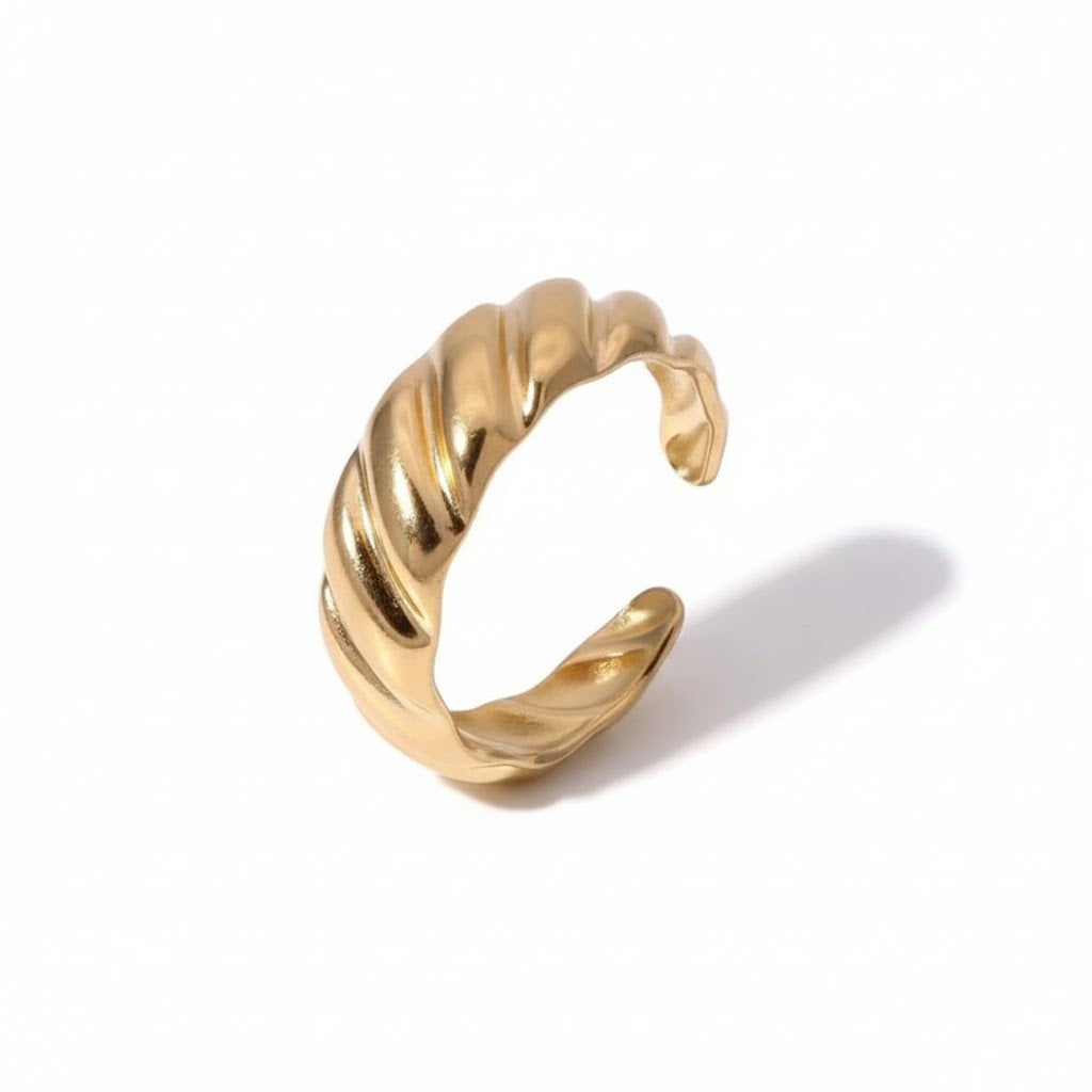 Elegant Retro Geometric Leaf & Heart Shape