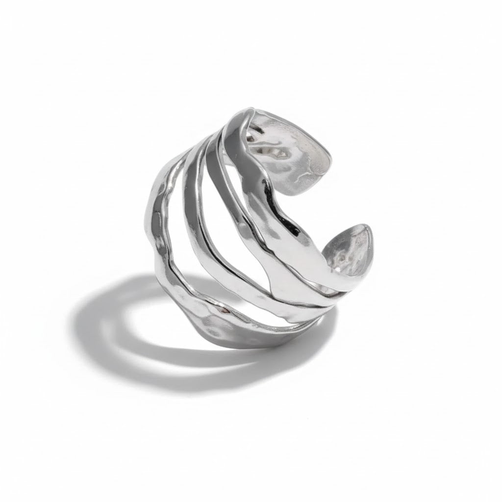 Elegant Retro Geometric Leaf & Heart Shape